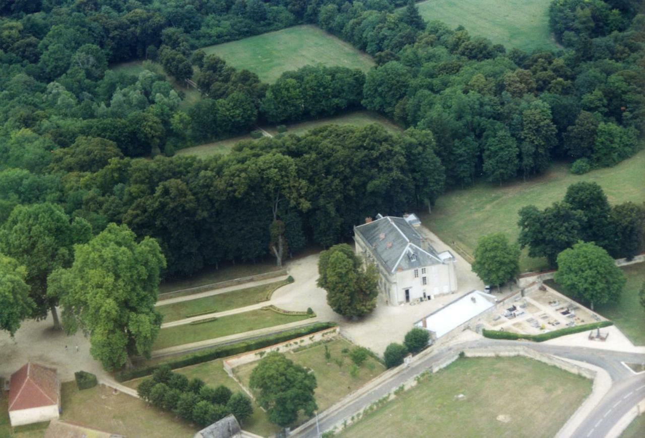 Le Chateau De Bressey & Son Orangerie Bed & Breakfast ภายนอก รูปภาพ